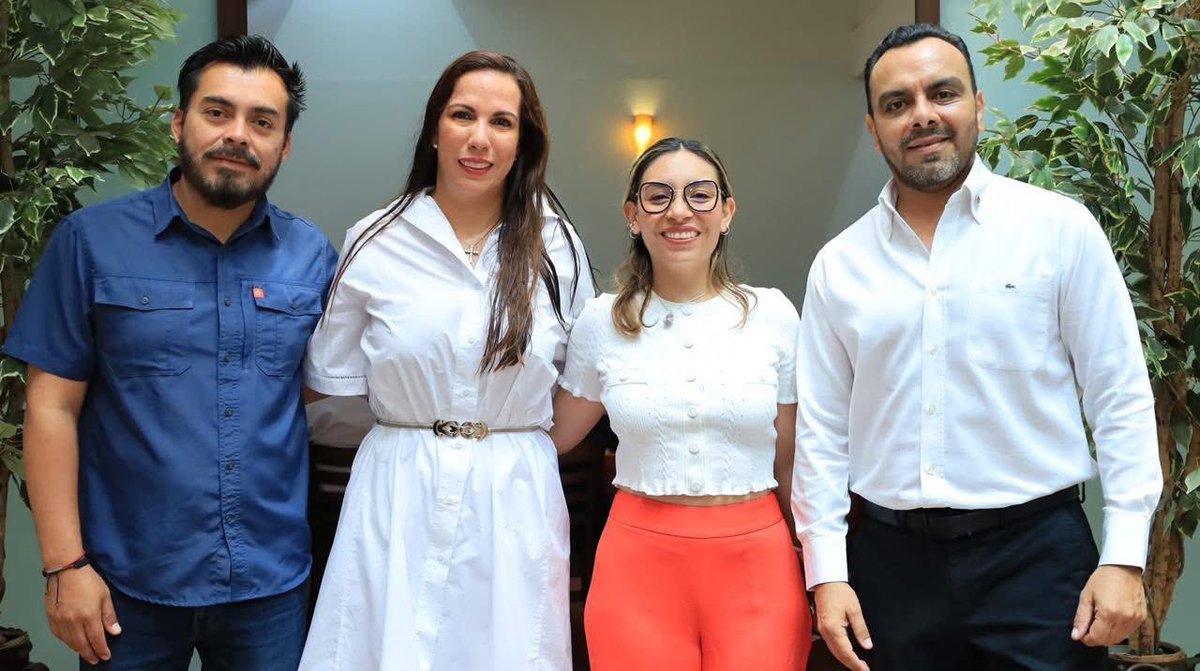 Gobierno municipal y sector empresarial fortalecen agenda económica en #Oaxaca de Juárez

#OaxacadeJuárez, Oax.— La titular de la Secretaría de Prosperidad Económica Vecinal del Municipio de #Oaxaca de Juárez, <a href="/blancaluzmtz/">Blanca Martínez</a> , destacó la importancia del trabajo coordinado entre