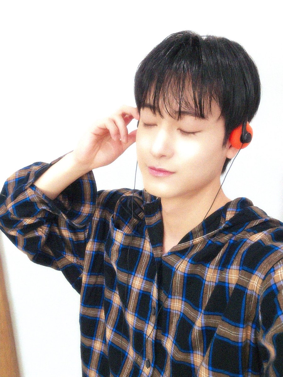 GHOST9OFFICIAL's tweet image. [📸] [#Our_Story_Unfolding] Season 3

만날 준비 완료! 좀 따 보자 ٩(˵˃̶ω˂̶˵)◞💕

#GHOST9 #고스트나인 #ゴーストナイン
#LEEWOOJIN #이우진
#LEEJINWOO #이진우