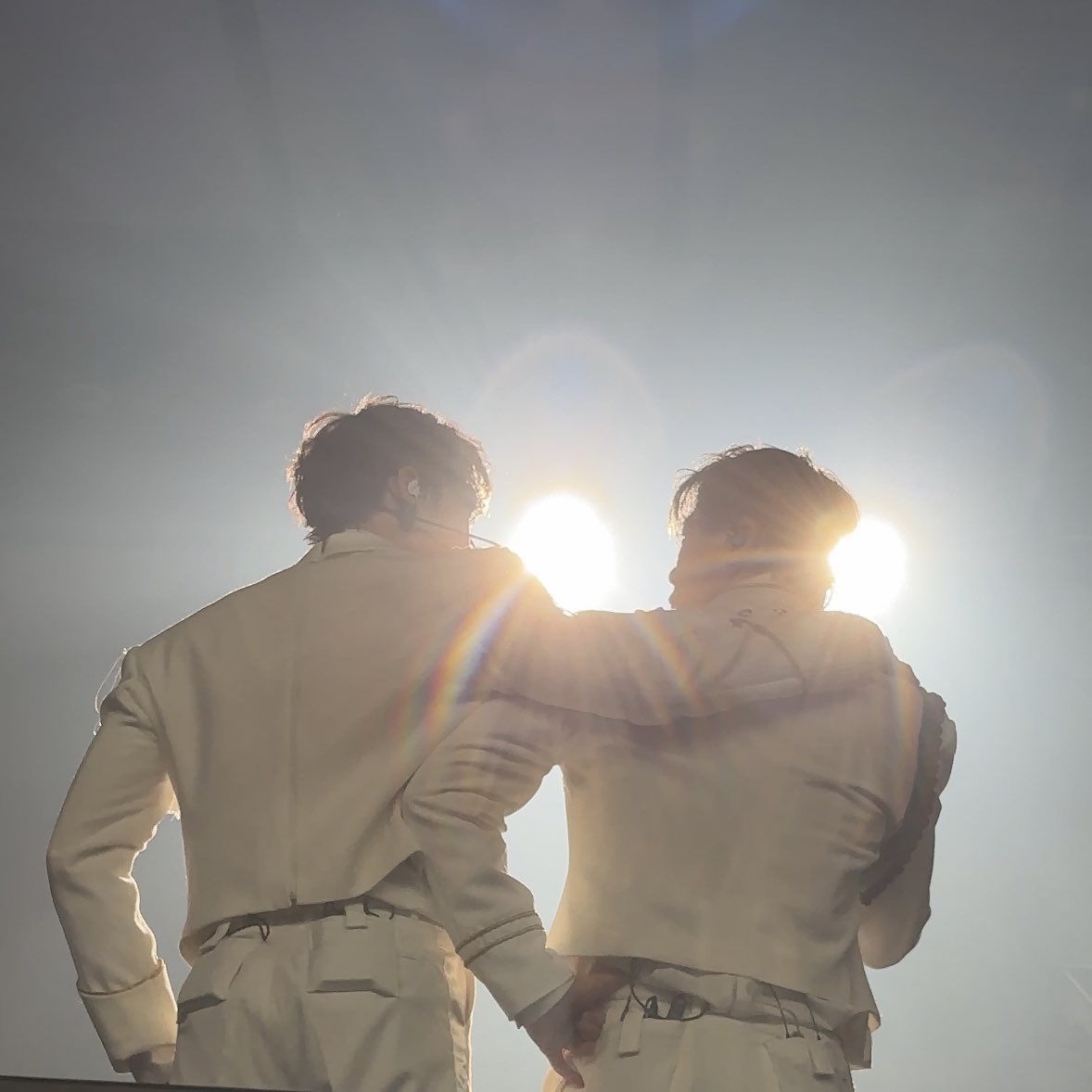 sanhathinker's tweet photo. three years may have passed without you but not a single one goes by without thinking of you, loving you, and missing you. we’ll take any and every opportunity to remember you by and keep your memory alive, binnie. i hope you are happy wherever you are. 아건밥행 🤍🍀🌙 https://t.co/qpm6uoKqNM