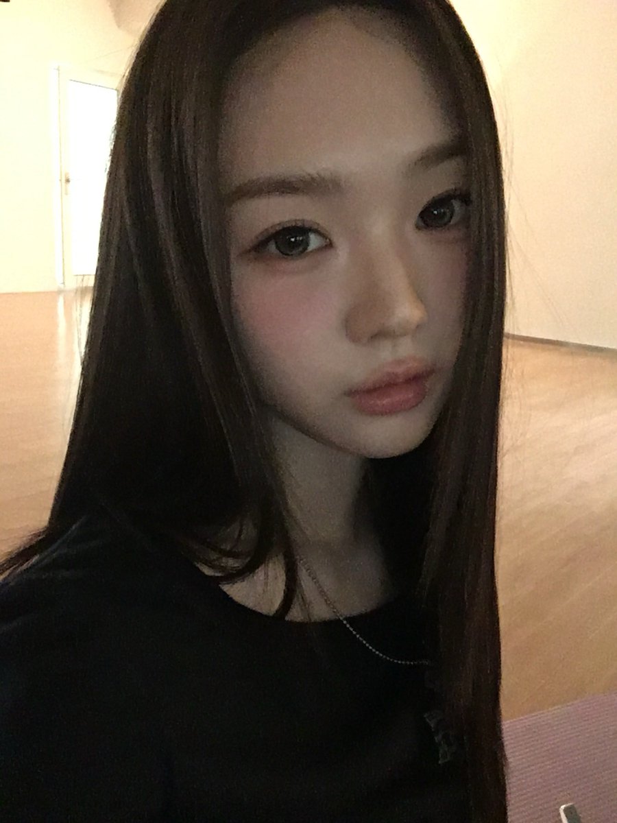 둠둠이🍒 tweet media