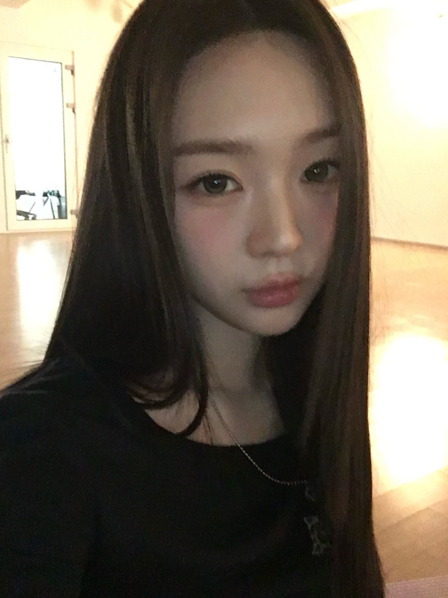 둠둠이🍒 tweet media