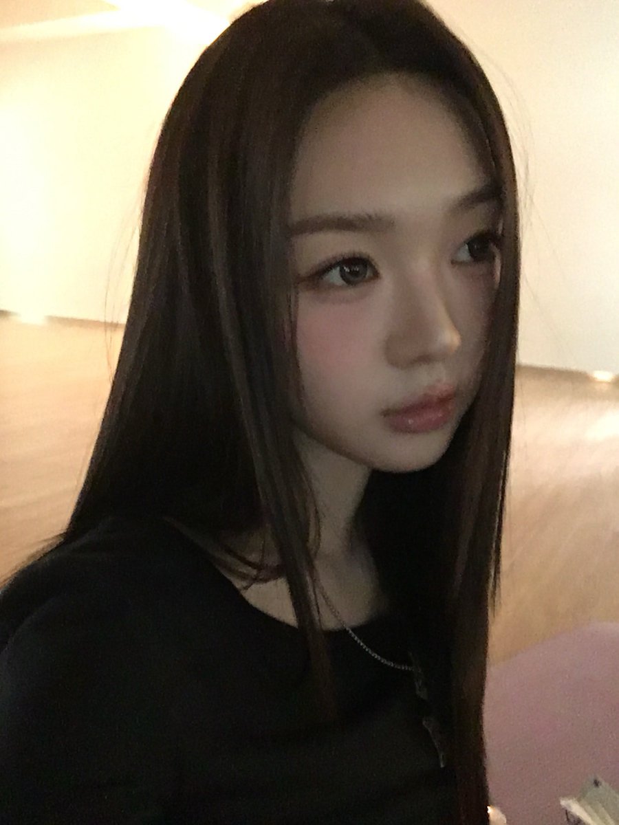 둠둠이🍒 tweet media