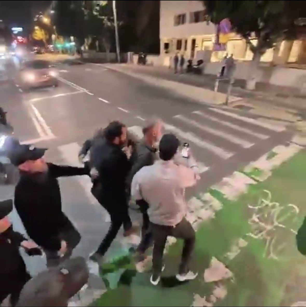 אמיר שפרלינג tweet media