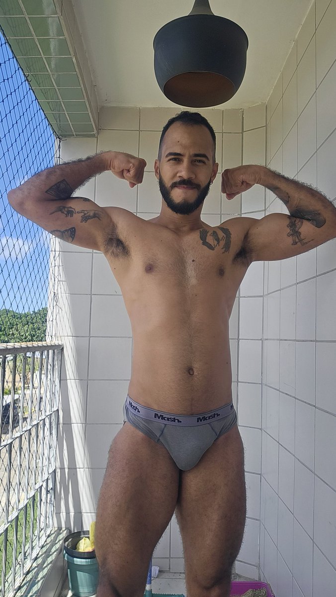 bonita de costas tweet media