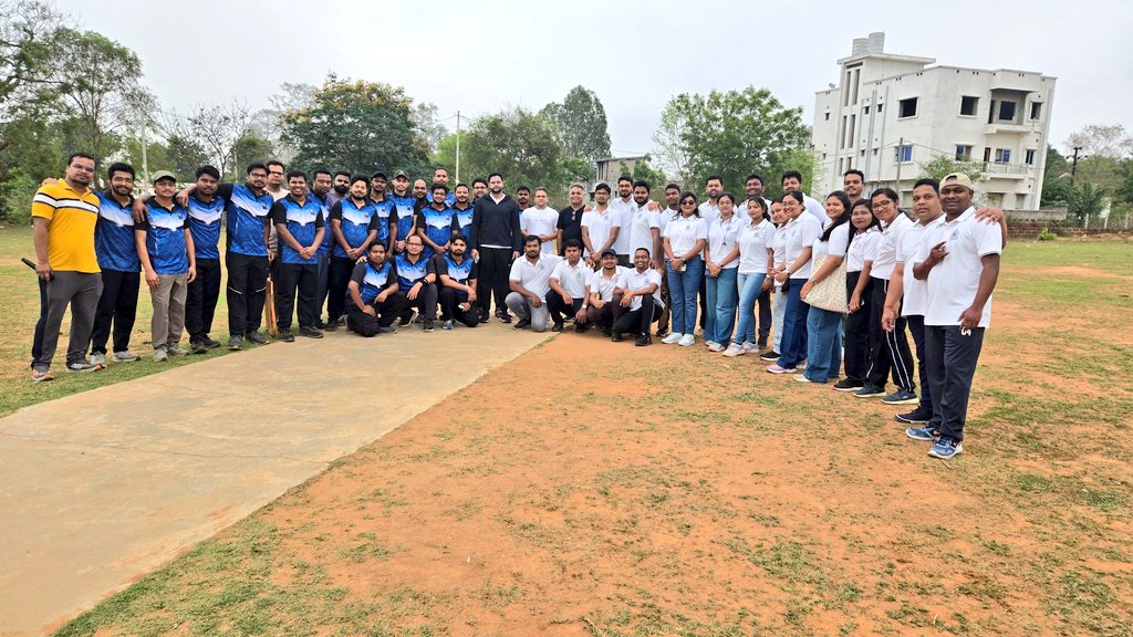 OfficersRevenue's tweet photo. Pitch perfect! Fantastic energy on the ground today as the OAS and ORS Officers Trainees faced off in a friendly cricket match. Special thanks to our Director for joining us and boosting the teams' morale. https://t.co/3uTE7a7jtz