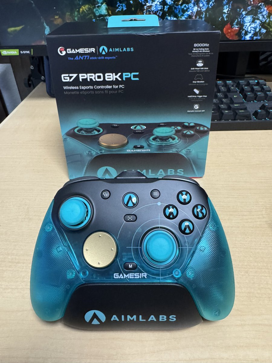 feito_game's tweet photo. g7pro8kやっと届いたので開封して、とりあえず振動除去して48.5g軽くしといた
スケルトンな感じもかっこいい！ https://t.co/5PHWhc3pYo