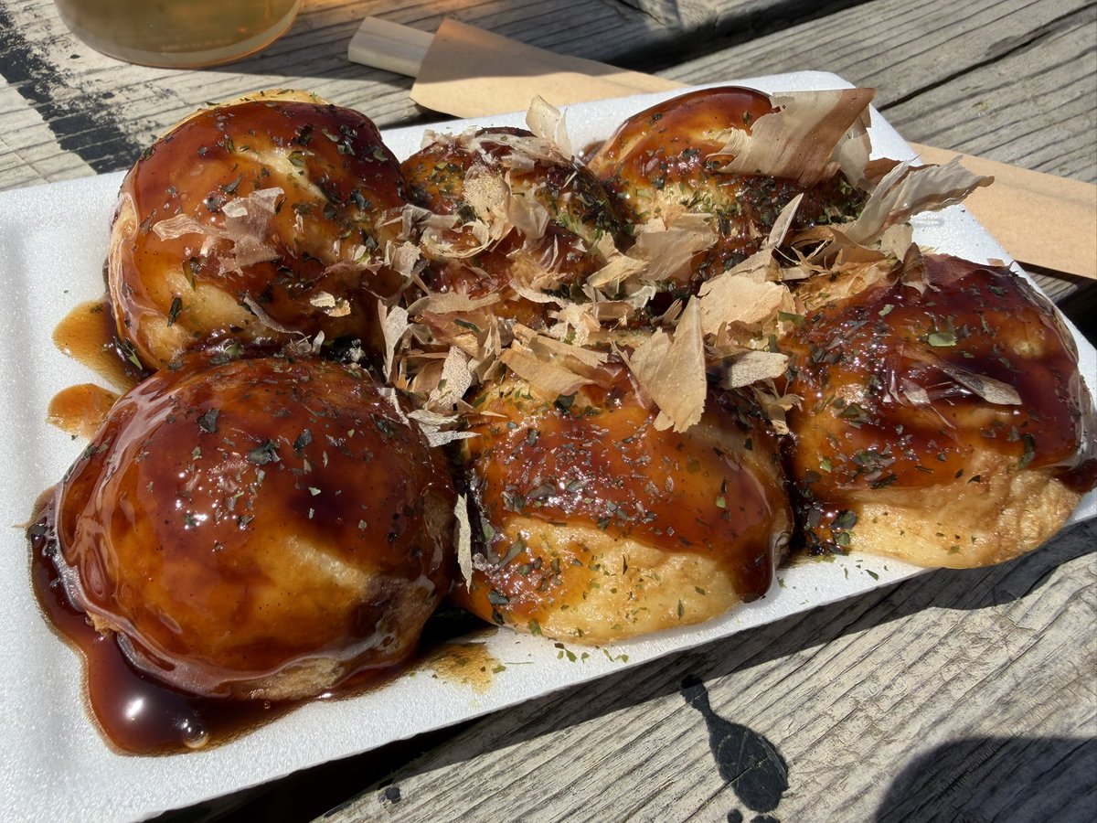 0903t2y's tweet photo. インターネットで見たアメリカのバーベキューとTAKOYAKIですよ！
アメリカご飯、最高〜〜☝️☝️☝️
 #WildHonkyTonk https://t.co/lIflADMl7j