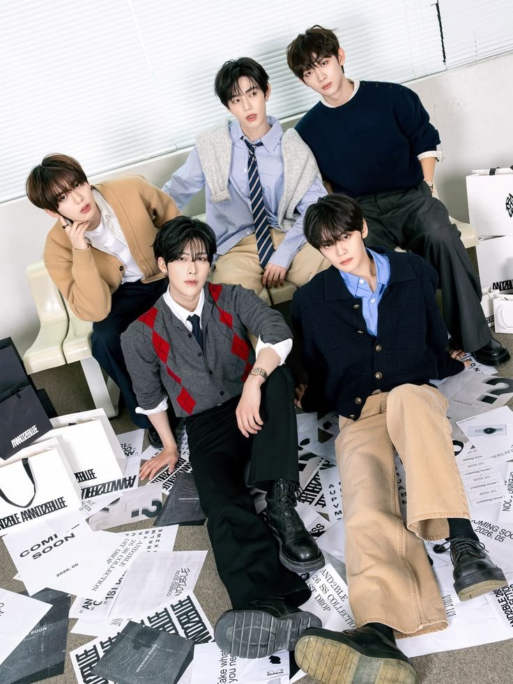 zerobaseone as and2ble members: a (very dumb) thread ‧₊˚♪ 𝄞₊˚⊹