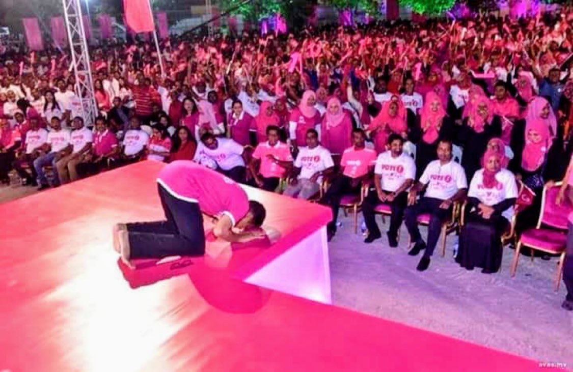 Peak Maldives democracy.