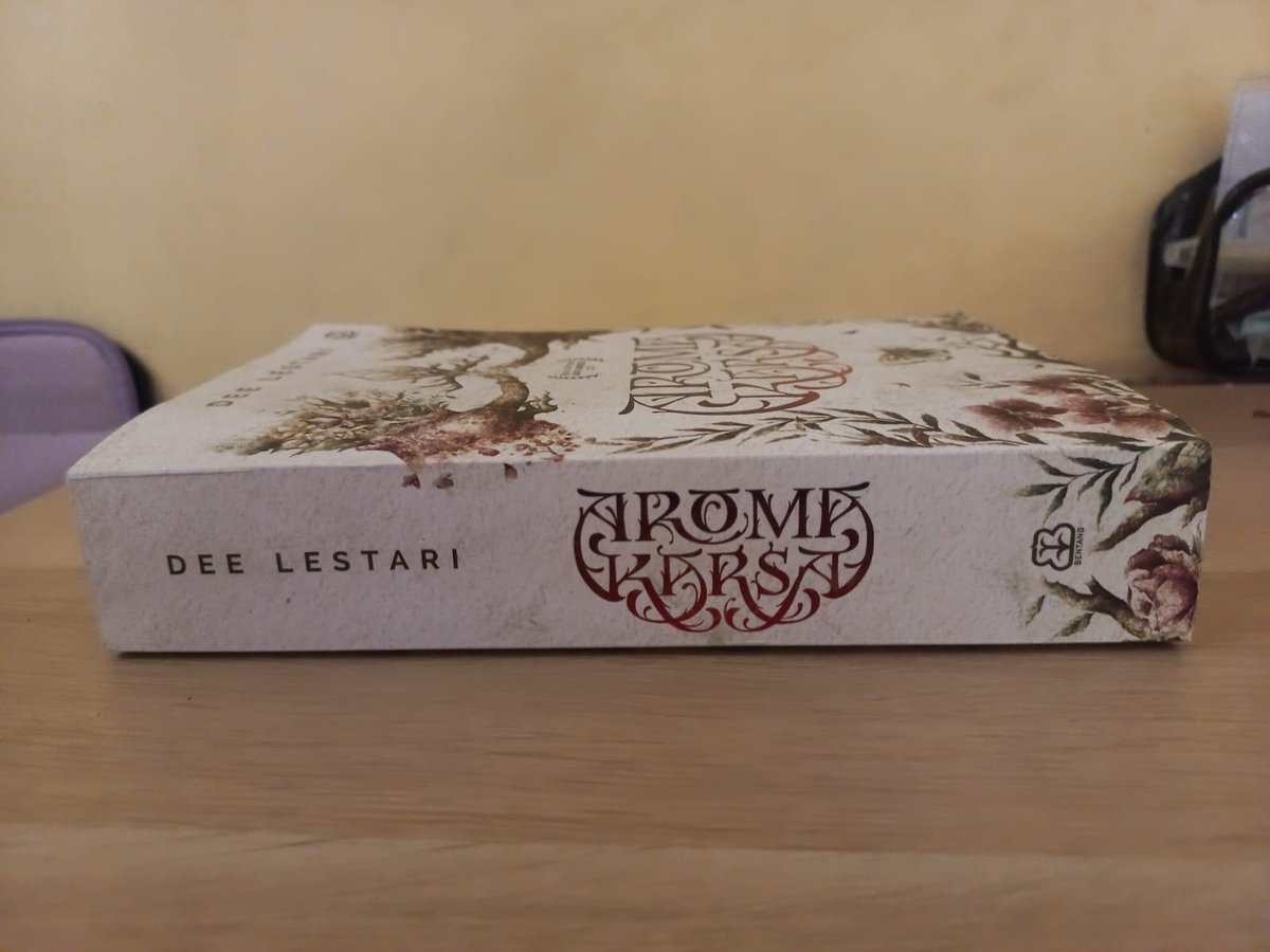 ddalgiel's tweet photo. #wts
WTS Preloved Novel
Aroma Karsa - 90k 
- Good Condi
- Include packing &amp; admin
- Via 🍊
 https://t.co/SqivZqkqOG https://t.co/z5FRJOiNdn