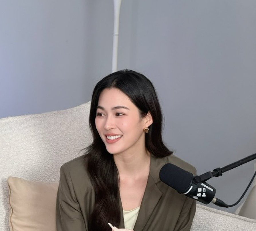 IconicRankings's tweet image. SUNDAY ICONIC RANKINGS!!

MOST TRENDING SOUTHEAST ASIAN CELEBS LAST WEEK🔥🌏

1 🇹🇭 Lisa
2 🇵🇭 BINI
3 🇹🇭 Lingling Kwong
4 🇹🇭 Becky Armstrong
5 🇹🇭 Fourth Nattawat
6 🇹🇭 Pond Naravit
7 🇹🇭 Build Jakapan
8 🇹🇭 BamBam
9 🇹🇭 Namtan Tipnaree
10 🇹🇭 Faye Peraya
11 🇹🇭 Gemini Norawit
12 🇹🇭 Orm