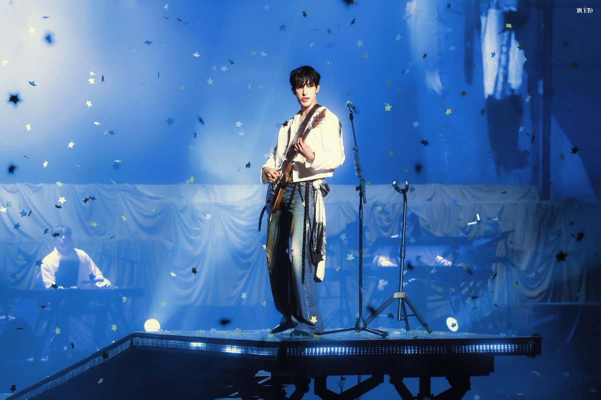 perfect for your laptop wallpaper ♡