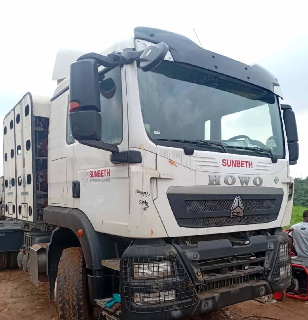 catalystbrandng's tweet photo. Truck branding done right 🚛

We delivered this clean, bold design for Sunbeth Energy &amp; Logistics—turning their vehicle into a powerful moving billboard.

Want yours next? Let’s make it happen. @SunbethEnergies https://t.co/DiaL8q9O8z