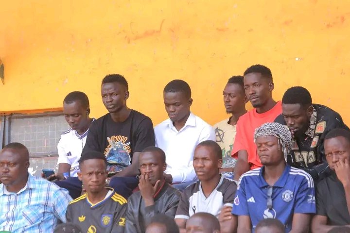 SabulaSports's tweet photo. USSSA Busoga Qualifiers
FULL TIME  
Lakeside SS 0-0 Bunya SS
The match ended goalless. Penalties will be taken this morning at 8:00 AM. They weren’t taken last  yesterday because it got too dark to continue.
Winner of the shootout advances to the Semi-Finals.
#BusogaZonals #USSSA https://t.co/qMFWr0XQzF