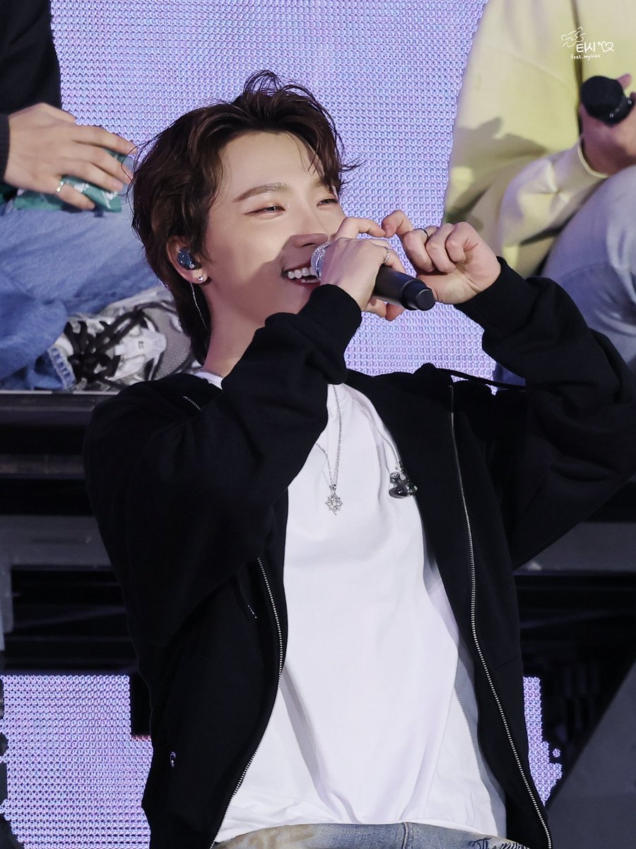 260404 NEW_ ENCORE🫶🏻

#dino #leechan #디노 #이찬 #李燦 #ディノ #SEVENTEEEN #세븐틴