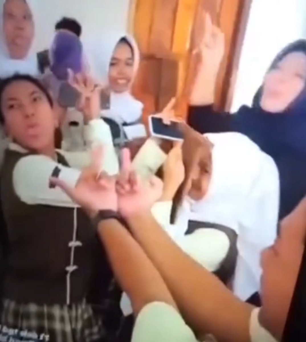 Sadam Permana tweet media