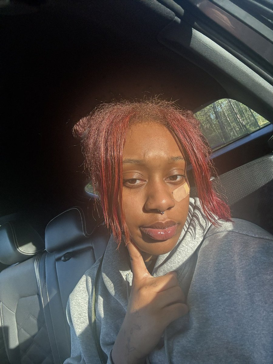 wondering if you loveeee meee