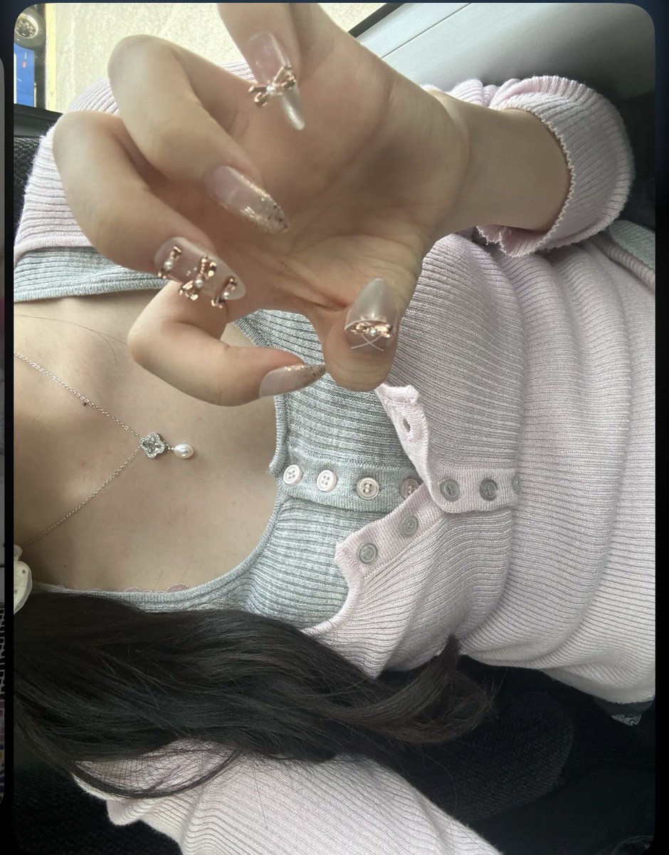 Miz_dive's tweet photo. 14時30分くらいに着くんだけど会える人いたら教えてねー！！こんな服だわよ！ https://t.co/2lOLrSQfst