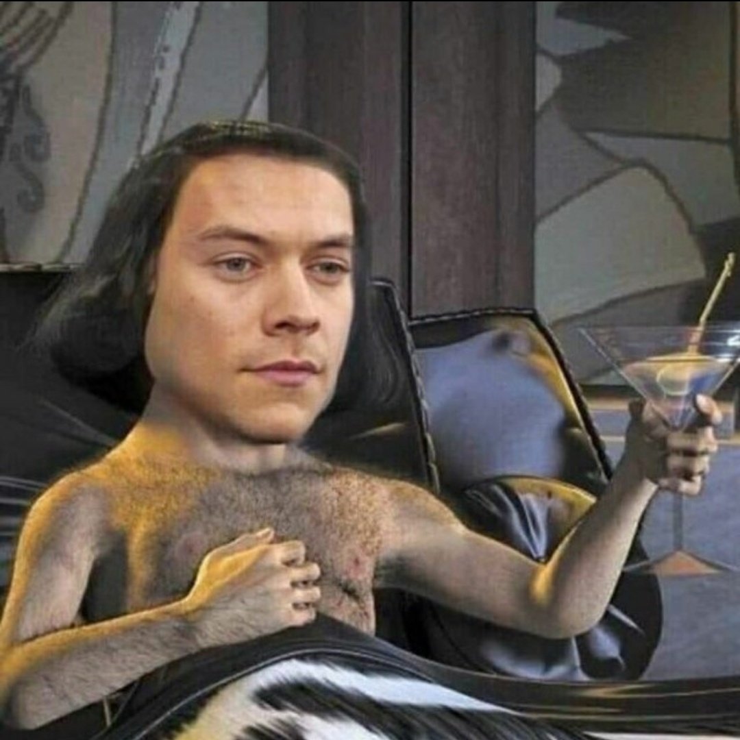 trambuchito tweet media