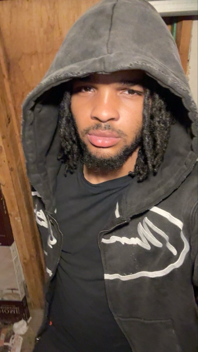 newbiemanmir's tweet image. Wassup chat 😏 #philly #chudai