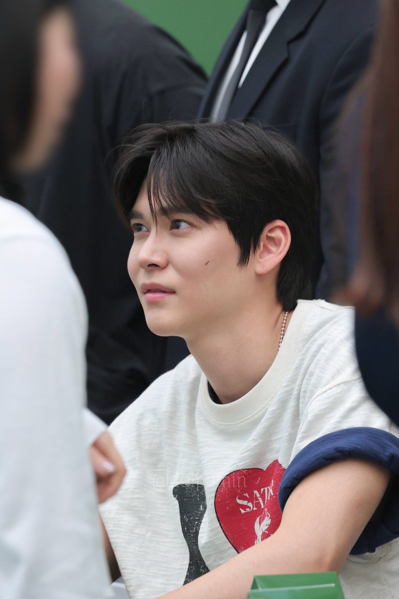 돌분이 tweet media