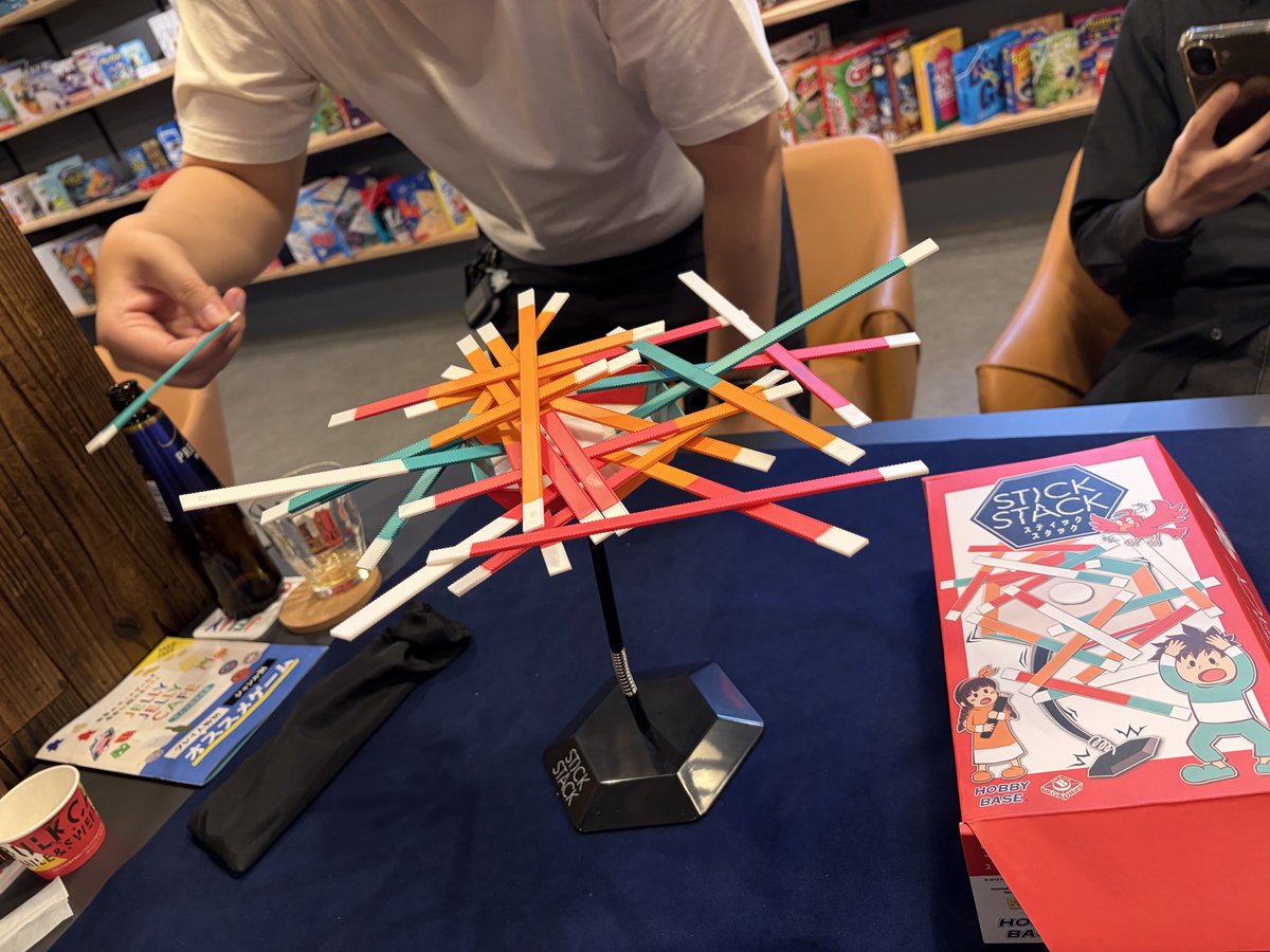 hirkunn's tweet photo. ボドゲカフェ。違法建築設立中🫠 https://t.co/Dw8dqE4xnG