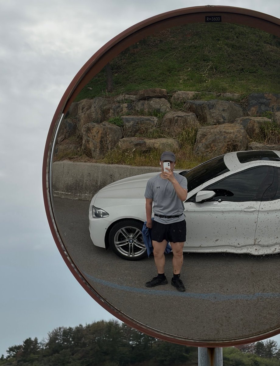 깜냥이 tweet media