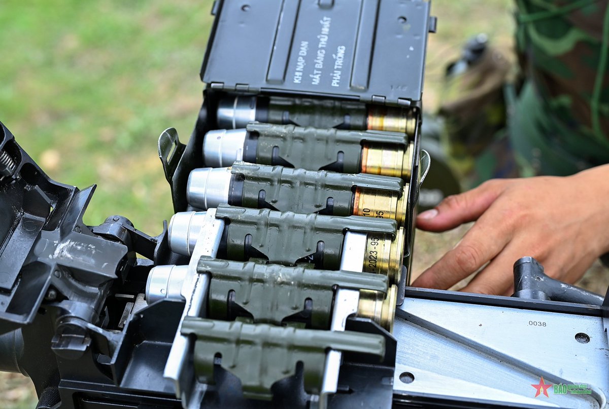 🇻🇳 T-54BVT tweet media