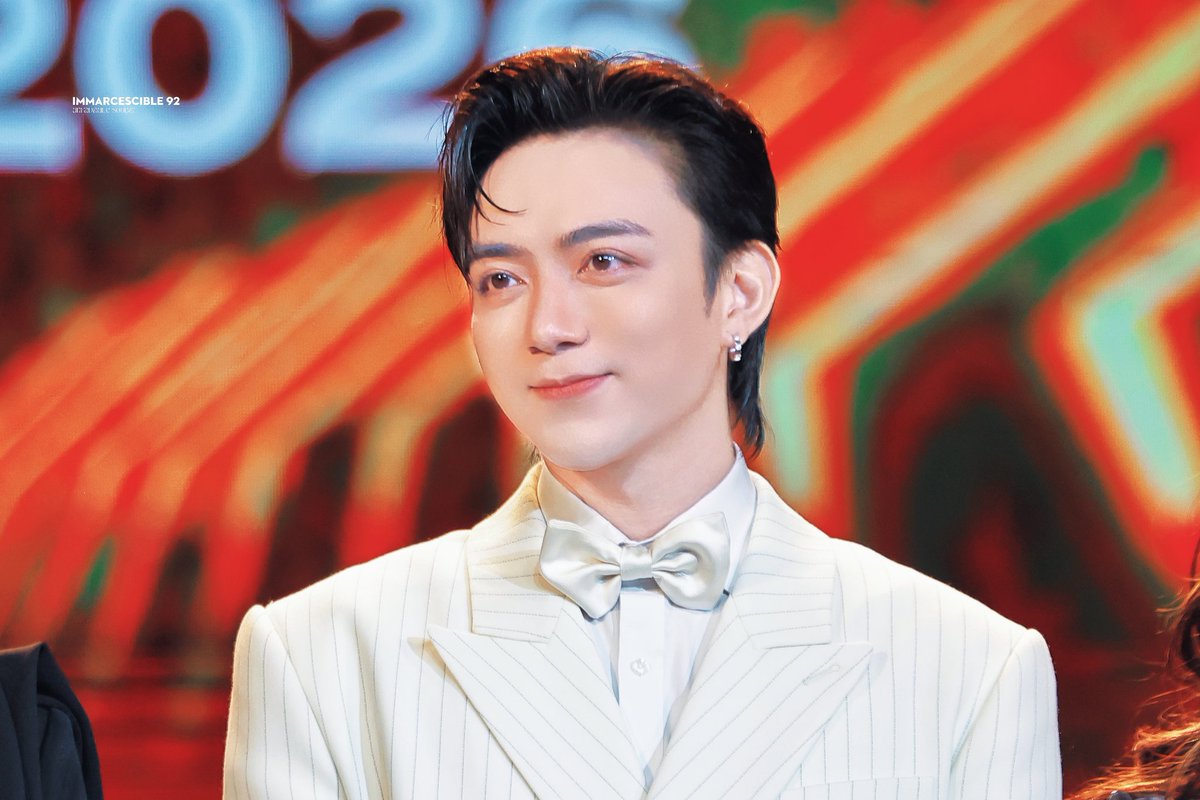 immarcescible92's tweet photo. 260415 × SOOBIN tại LỄ TRAO GIẢI CỐNG HIẾN LẦN THỨ 20 2026
Baby mắt nước
#SOOBINHOANGSON #SOOBIN #SSLABEL https://t.co/lBBeDe783f