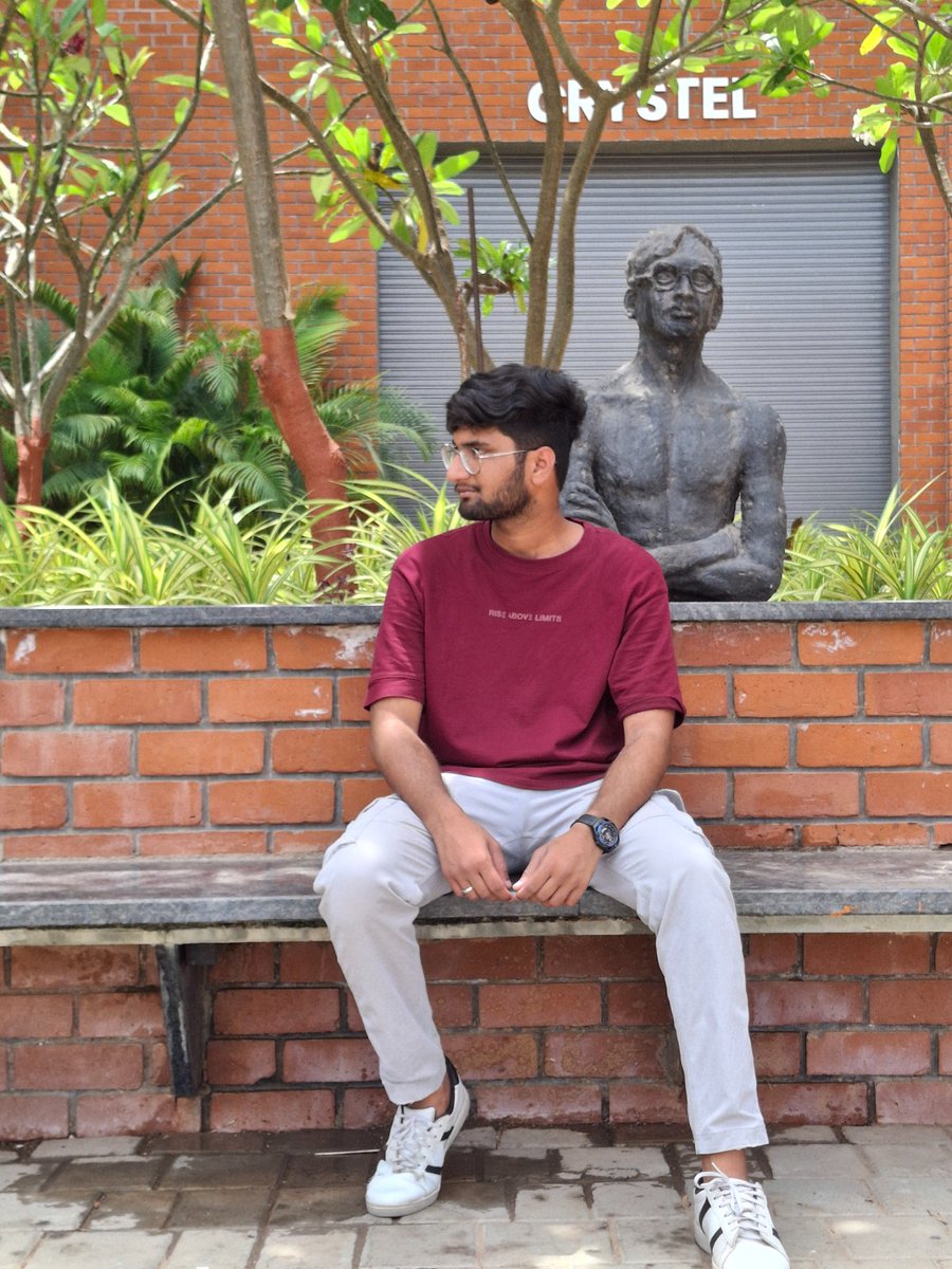 comicboyssSSst1's tweet photo. Parul vibes 😉😁...

#post #collage https://t.co/AgRAiGiU93