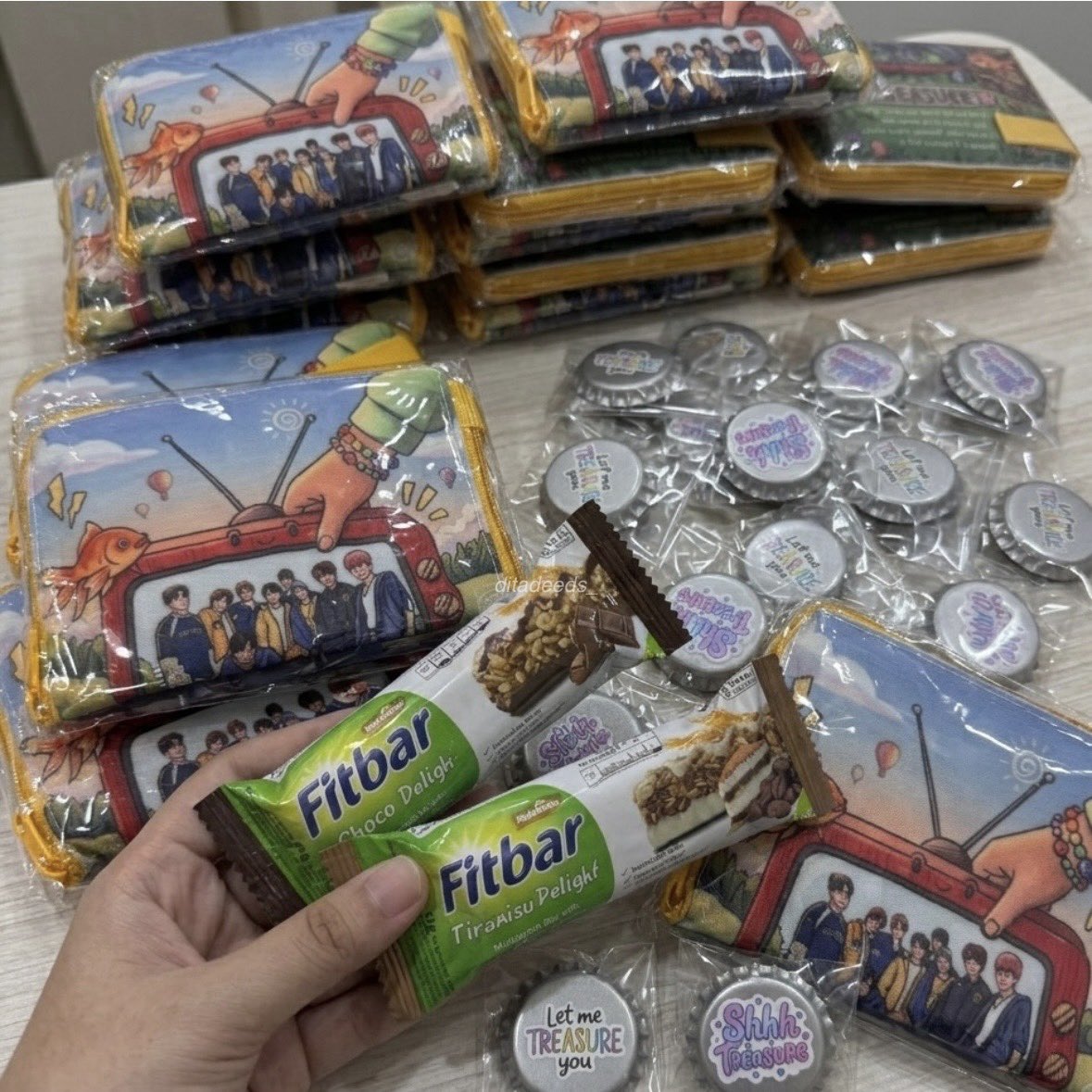 𝒅𝒂𝒊𝒍𝒚𝒅𝒐𝒔𝒆𝒐𝒇𝒅𝒊𝒕𝒂 tweet media