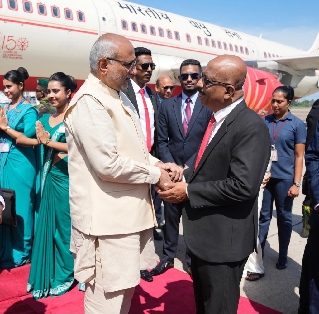 airnewsalerts's tweet image. Vice President C. P. Radhakrishnan arrives in #Colombo as part of two-day visit to Sri Lanka. 

This is the first official bilateral visit by an Indian Vice President to Sri Lanka.   

Vice President is scheduled to call on Sri Lankan President Anura Kumara Dissanayake and hold