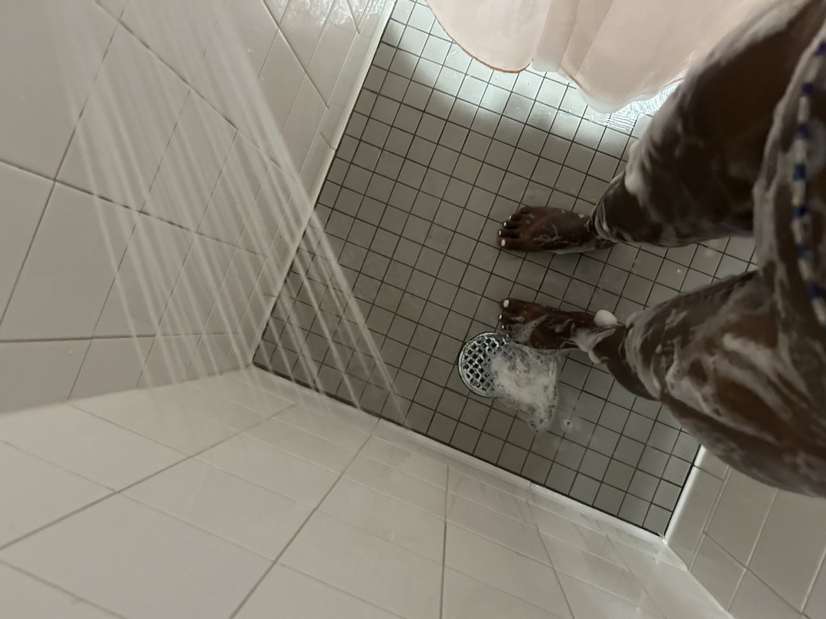 GoonyTunesTv's tweet photo. I hearrddddd someone likes teen freaks🚿😏. Click that link in my bio boys #ebonyteen #ebonysolo #onlyfans #nsfwtwtًً #petitegirls #petite #prettygirls #adultcontentcreator https://t.co/jVZMYyFomn