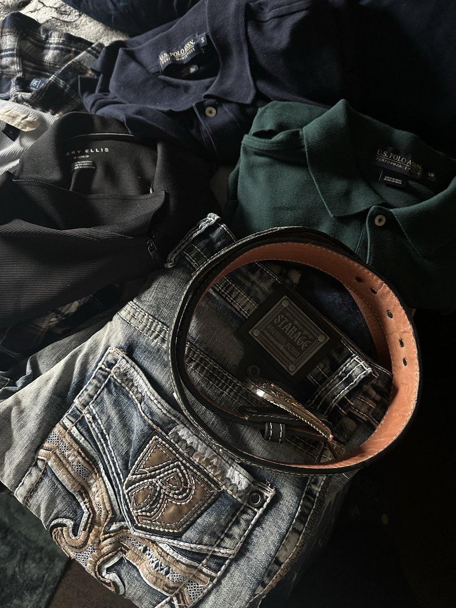 mnwuel's tweet image. cuál será mejor

#chicago #mlm #vaquero #latino