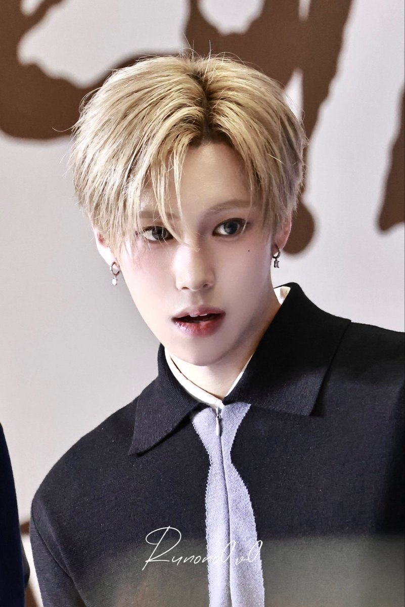 Runono﹥﹤ tweet media