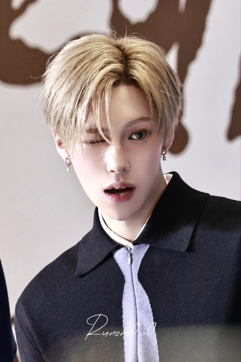 Runono﹥﹤ tweet media