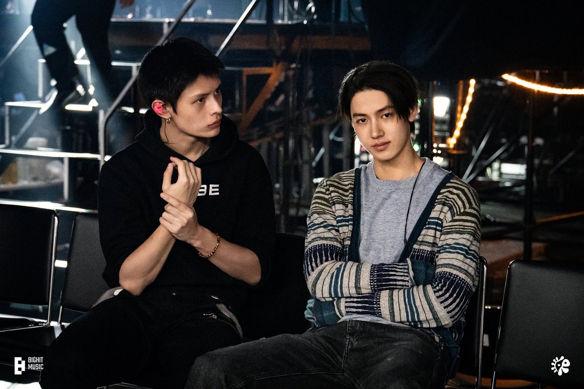 alodiey ☆ tweet media