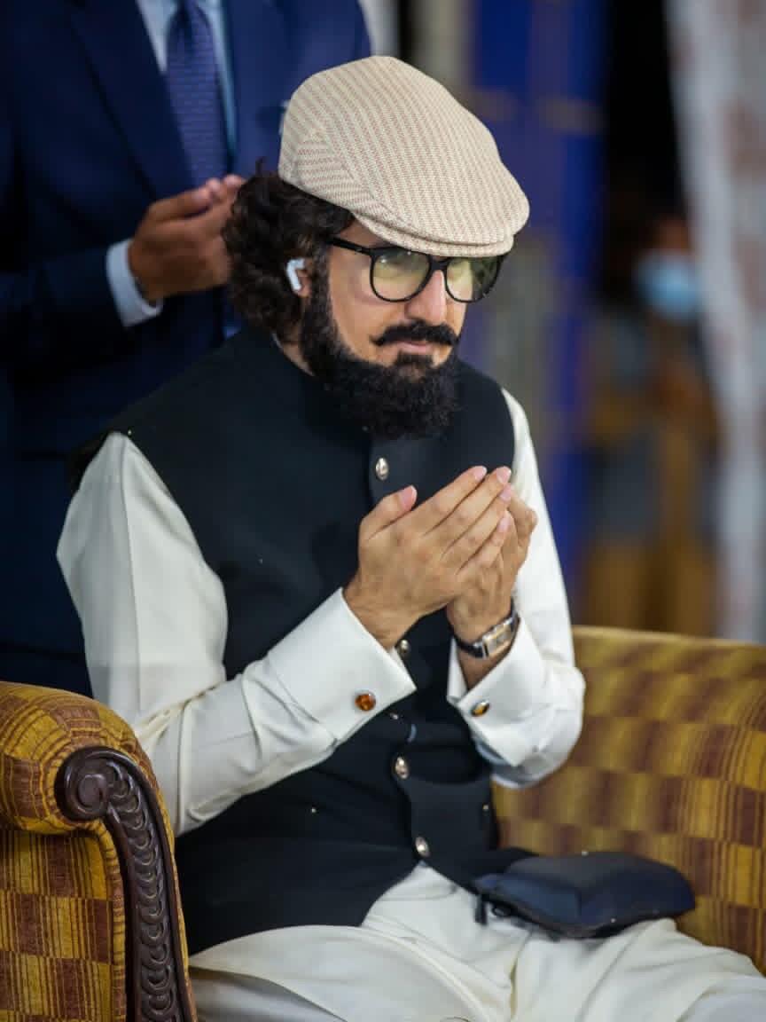 صاحبزادہ سلطان محمد علی کی انٹرنیشنل ٹینٹ پیگنگ فیڈریشن کے نائب صدر بننے پر دل کی گہرائیوں سے مبارکباد! یہ پاکستان کے لیے بڑا اعزاز ہے 🇵🇰
#SultanVicePresidentITPF
#SultanRisesAgain
#GreenFlagRisesAtITPF