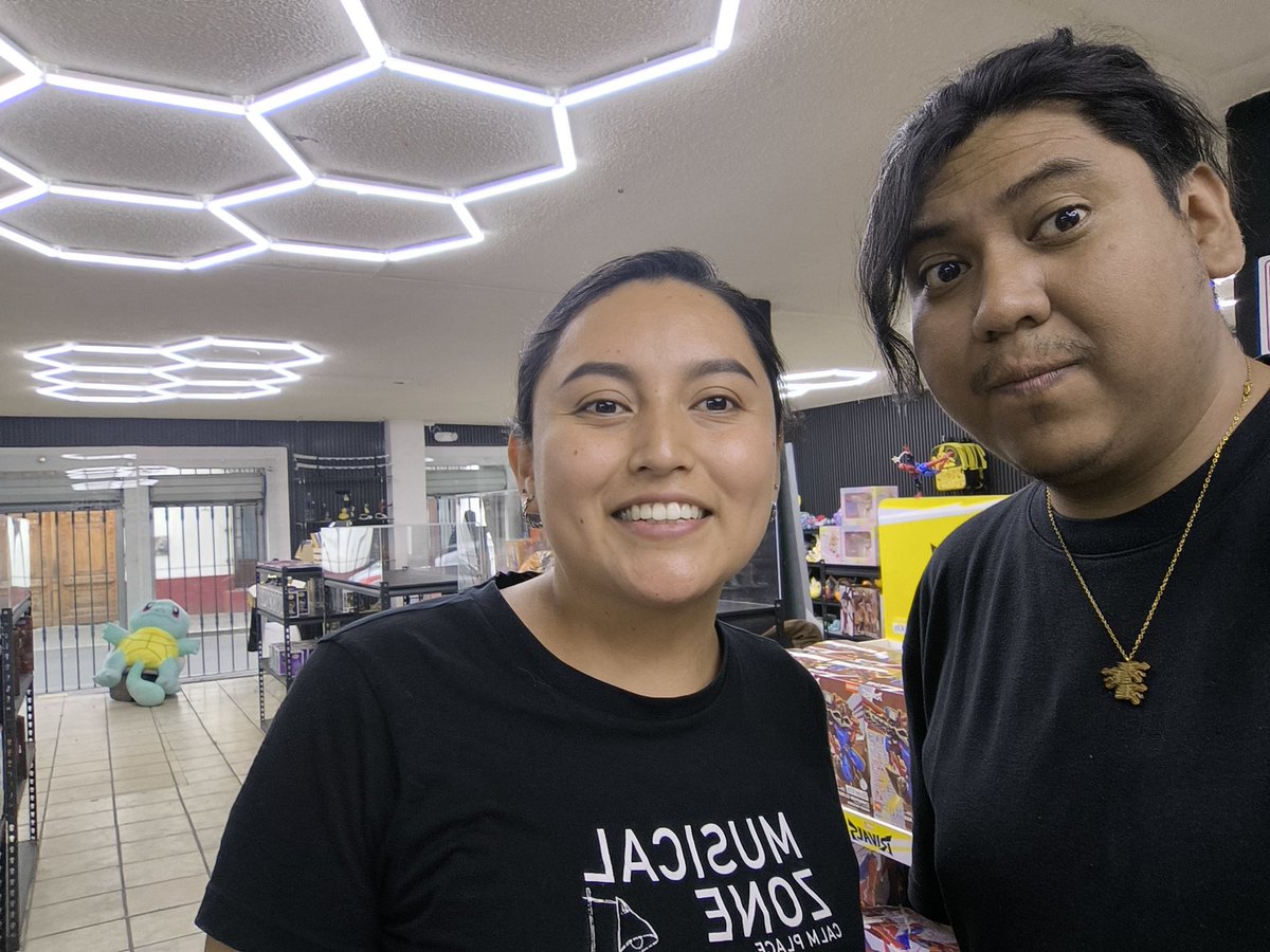 Nunca había venido al centro de Toluca 

Y la verdad me la estoy pasando muy bien, la comida es deliciosa, hay un buen ambiente y me he llevado un par de sorpresas