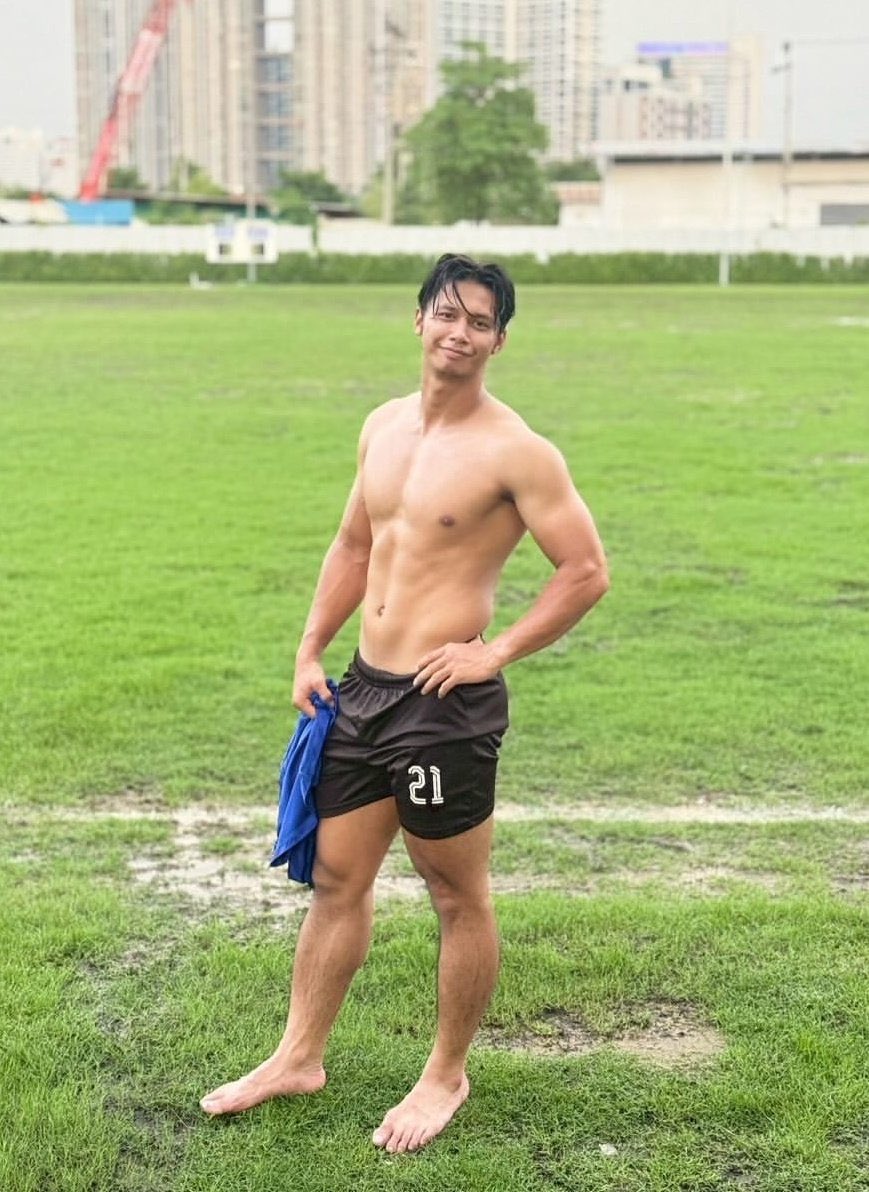 Dikasih tau cara dapetin cowo futsal dan beneran berhasil. Emang mereka tuh pada jago masukin