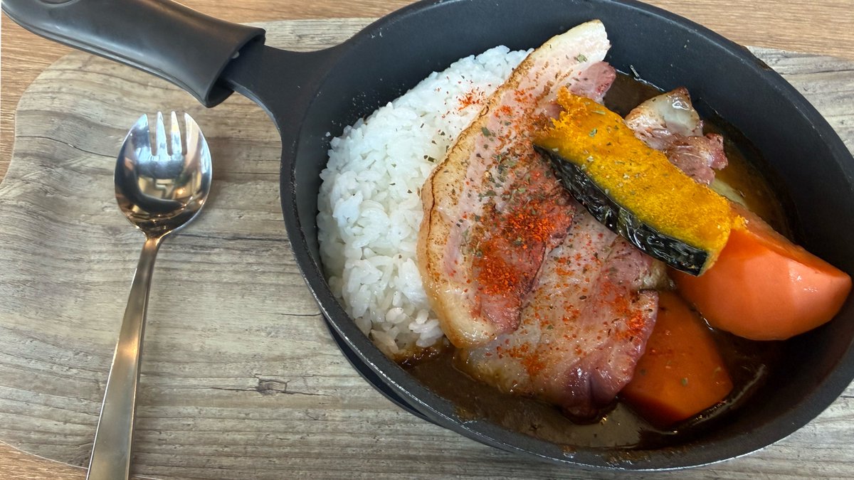 嘴太鴉 🥜🍃 tweet media