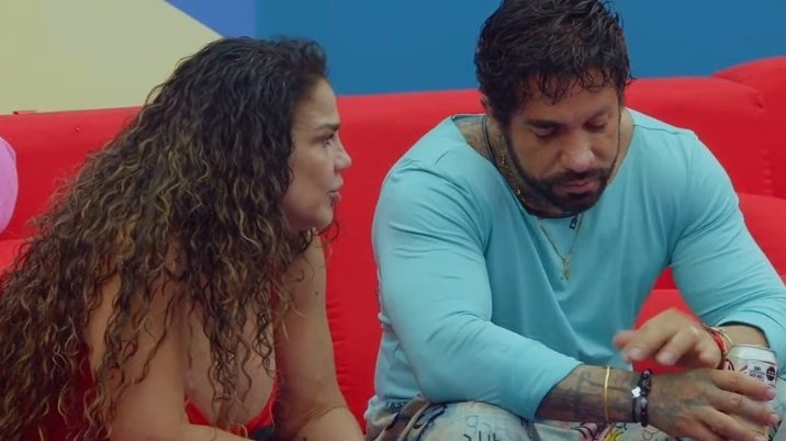 Podres perros piensan que sol tiene favoritismo de la producción cuando el fandom de ella a estado al pie del cañón para que la respeten #lamansiónvip