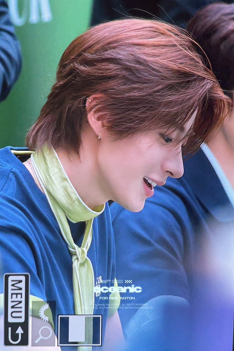 แคปชั่นชมเพื่อนสั้น ๆ 
- สวยจนลืมกะพริบตา
- สวยจนอยากก้มกราบ
- สวยตะคอก
- สวยแบบตะโกน
- สวยแบบลืมหายใจ
- สวยแบบลูกรักพระเจ้า
-สวยแบบสับละเอียด
- สวยพร่ำเพรื่อสุด
- สวยพุ่งสะดุ้งสุดตัว
- สวยแรงแซงแรมโบ
- สวยสับไม่หลับใน
- สวยเหมือนไม่มีจริง
- สวยเหมือนลอยมา