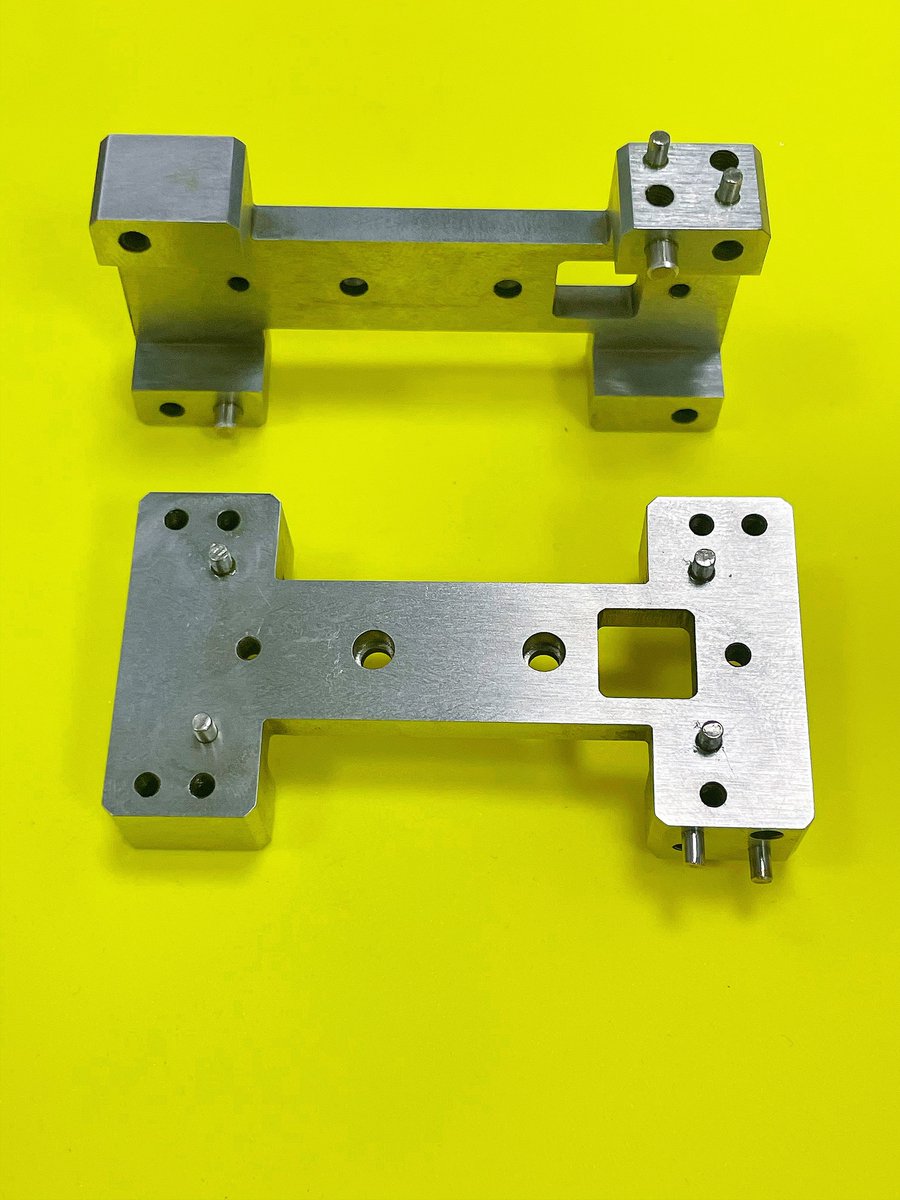 taidexingmould's tweet image. TDX supplies high-precision semiconductor machine parts, including air blow seats, connector blocks, camera mounts, shuttle pulley covers and more. Message us for more product details.
#SemiconductorParts #PrecisionMachining #MachineAccessories #IndustrialComponents