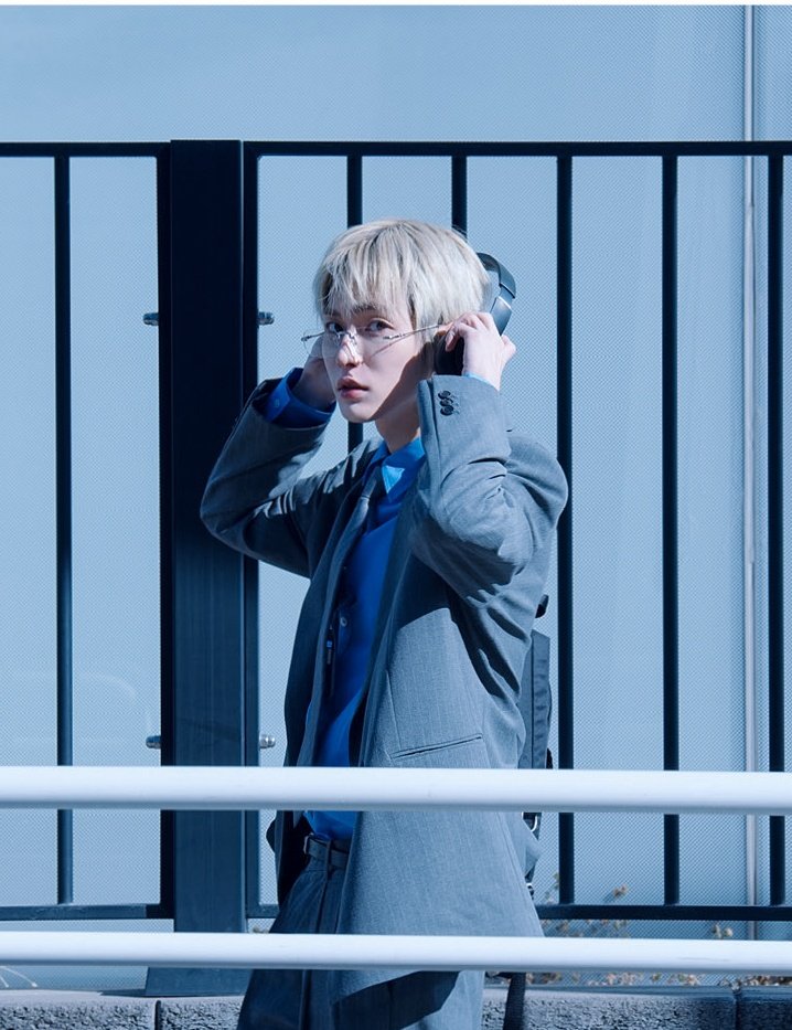 Vivi ꕤ #glow tweet media