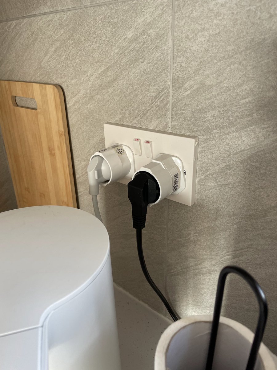 Вова tweet media