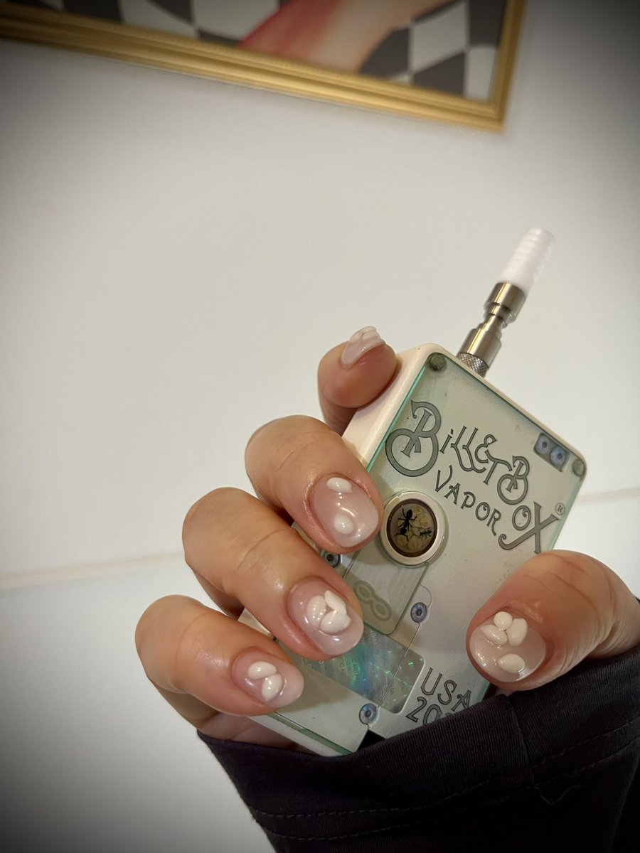 okamihs1's tweet image. no rice,no life.

納豆ごはんとTKGは主軸として抑えるべき存在なんで混入させました。
向こう1ヶ月、ちょっと不便ですごく幸せな毎日を過ごすのだ🍚🌾

#nail