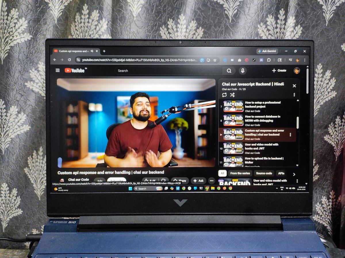 vickyxcodes's tweet image. Chai aur Backend - 𝗗𝗮𝘆 09

𝗟𝗲𝗮𝗿𝗻𝗶𝗻𝗴𝘀:
- cookie-parser, cors
- some middlewares like urlencoded, static, json etc.
- asyncHandler method
- wrote some standardized ApiErrors, ApiResponses

Notes attached👇

@nirudhuuu #chaicode #backend #webdev #cohort