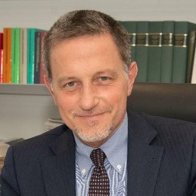 strange_days_82's tweet image. Giannini irrompe su Repubblica:

"No al gas di Putin.
È vero che quello russo costa meno.
Ma preferisco il gelo e il gran caldo che fare un regalo a un criminale."
#gas #Giannini #Putin #Russia