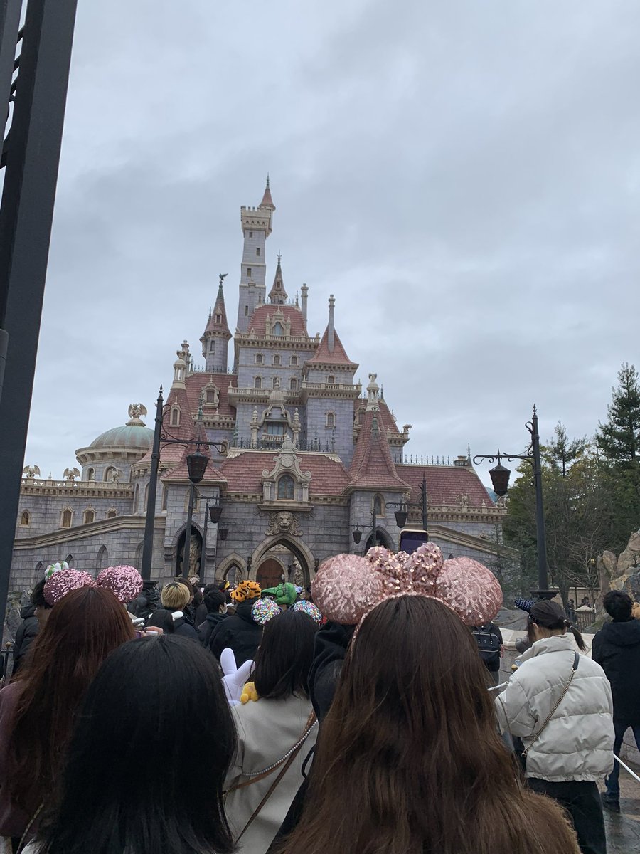 dineluvs_'s tweet photo. 6/03/2024

two years ago…
my first time at tokyo disneyland ✨ https://t.co/IWBtKDbVXG